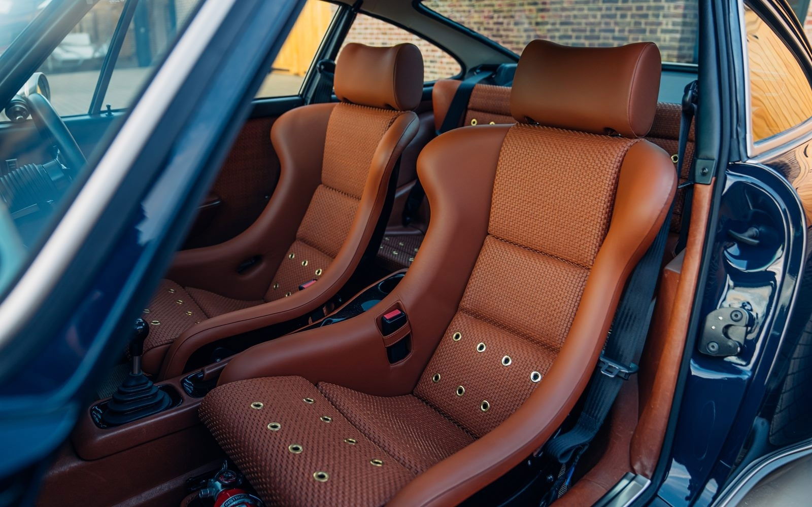 Singer hotsell porsche seats