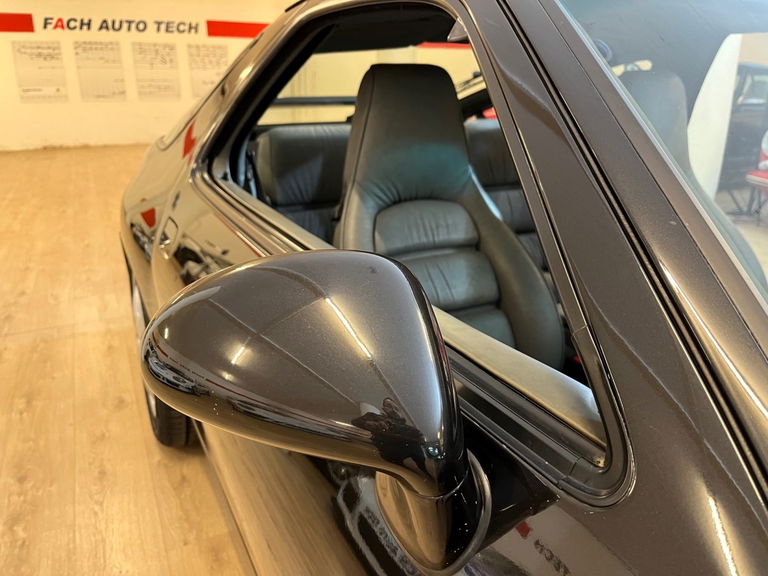 Porsche 928 GTS
