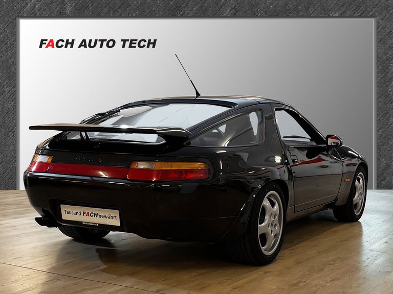 Porsche 928 GTS