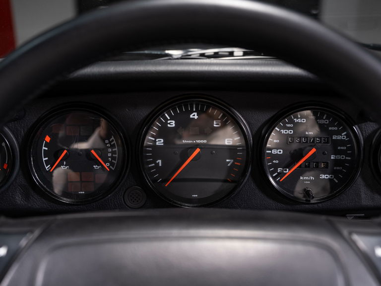 Porsche 964 Carrera 2 Speedster