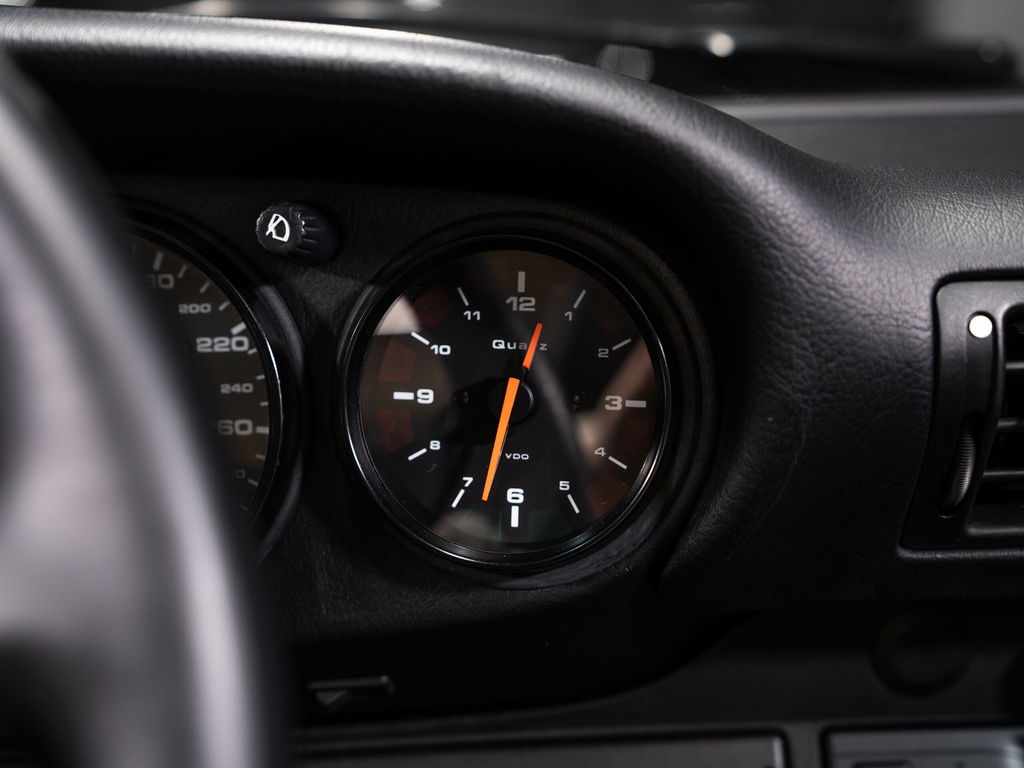 Porsche 964 Carrera 2 Speedster