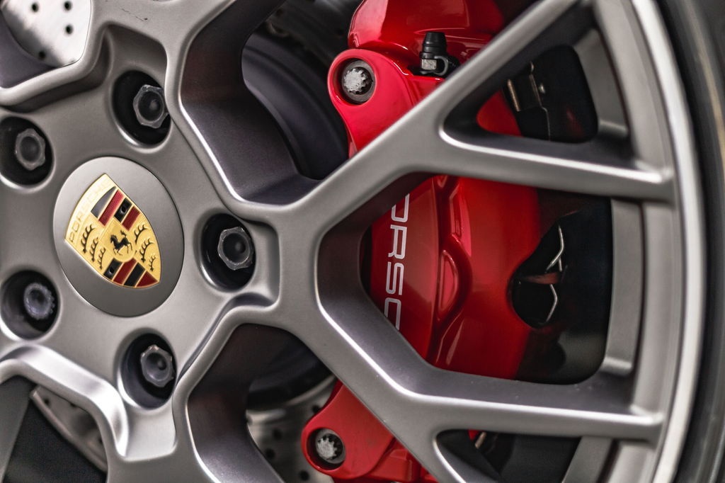 Porsche 992 Carrera 4S