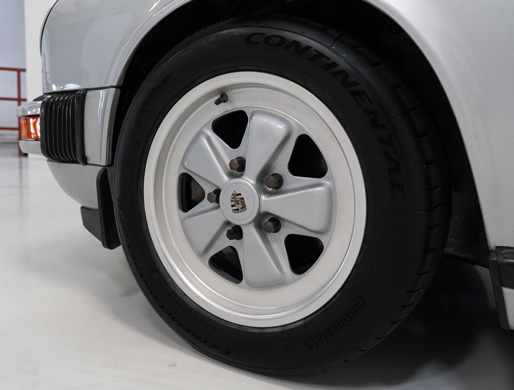 Porsche 911 Carrera 3.2 „25 Jahre 911“