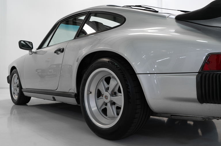 Porsche 911 Carrera 3.2 „25 Jahre 911“