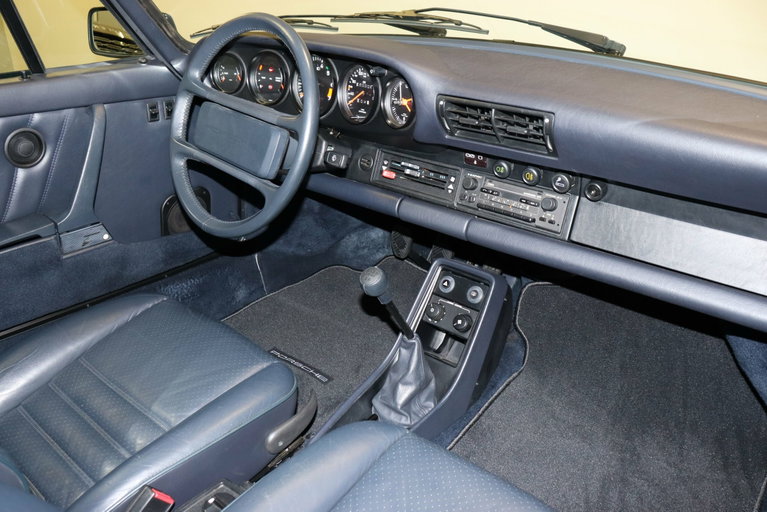 Porsche 911 Carrera 3.2