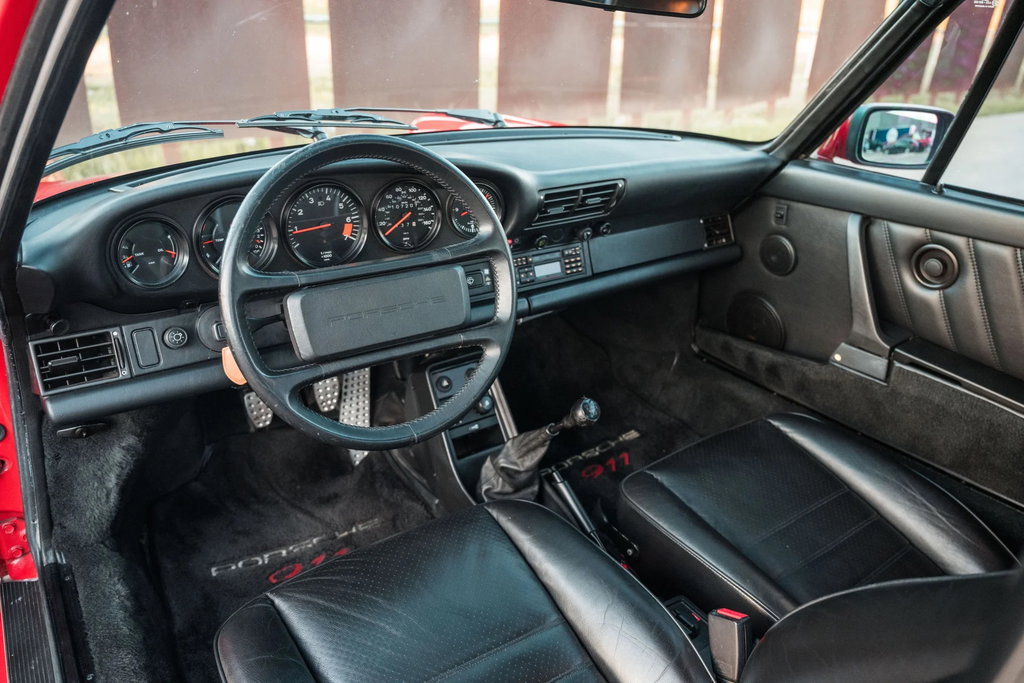 Porsche 911 Carrera 3.2 (US)