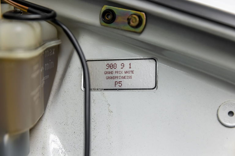 Porsche 964 Carrera 4