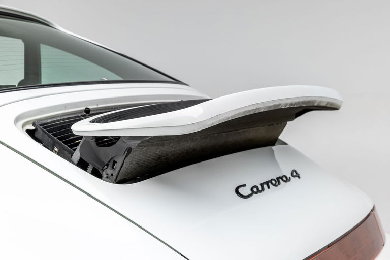 Porsche 964 Carrera 4