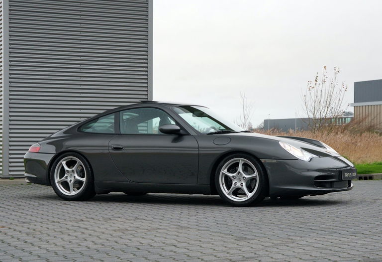 Porsche 996 Carrera