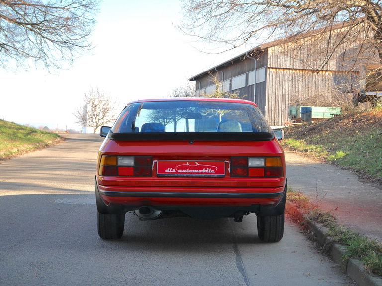 Porsche 924 Turbo