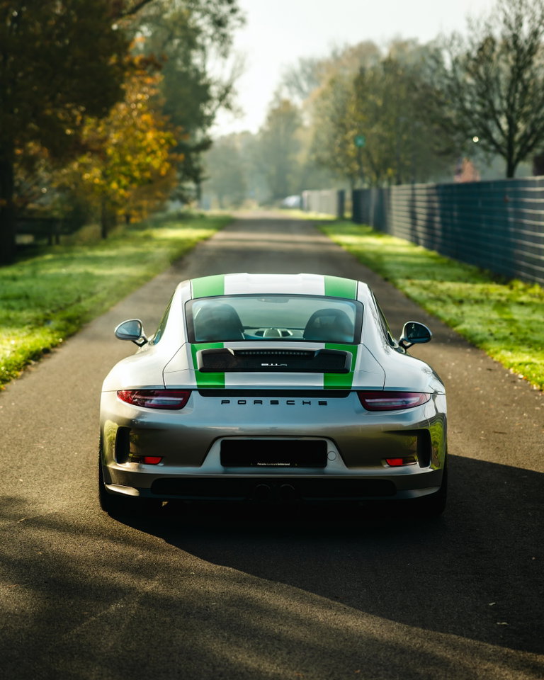 Porsche 911 R