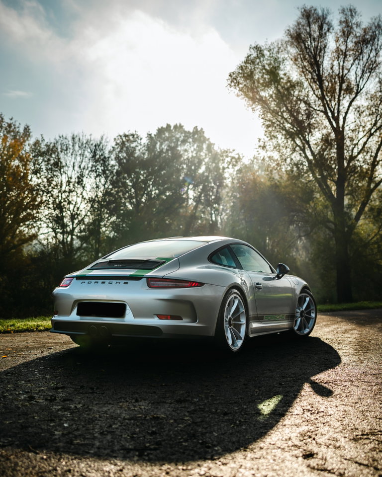 Porsche 911 R