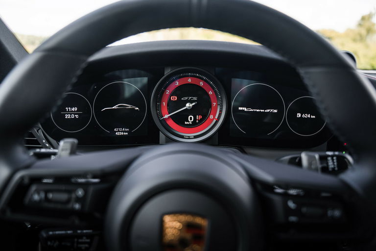 Porsche 992 Carrera GTS