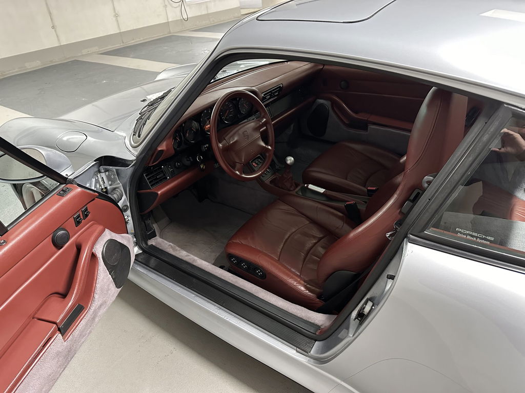 Porsche 993 Carrera 4S
