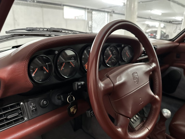 Porsche 993 Carrera 4S