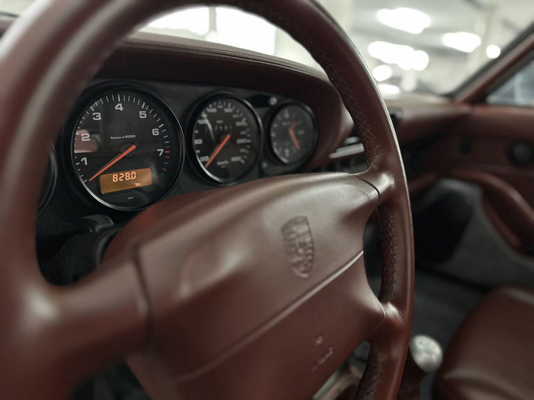 Porsche 993 Carrera 4S