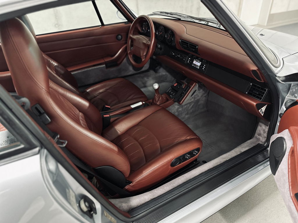 Porsche 993 Carrera 4S