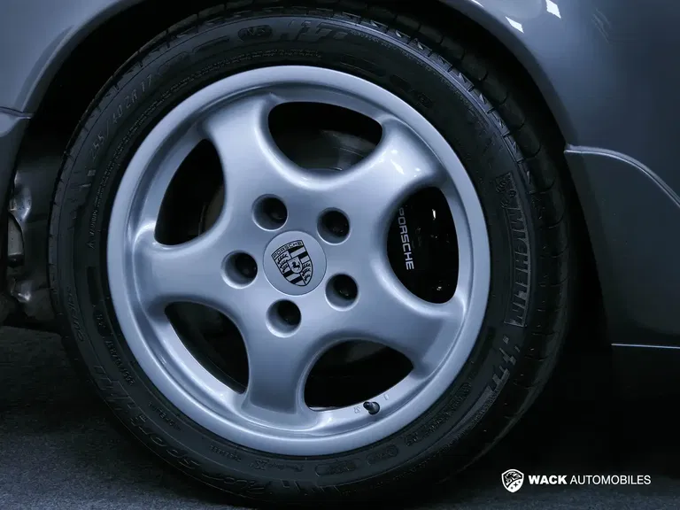 Porsche 964 Carrera 4