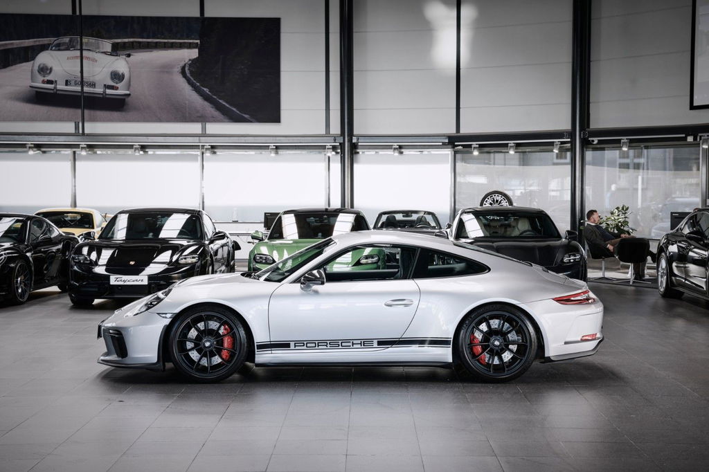 Porsche 991.2 GT3 Touring