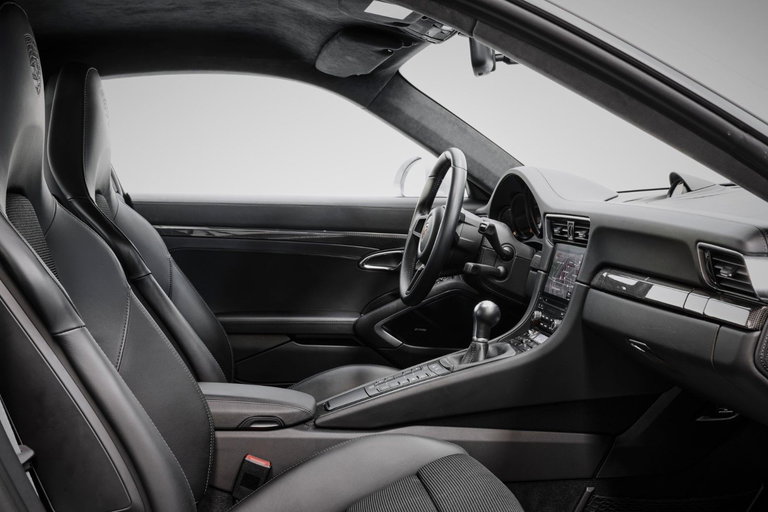 Porsche 991.2 GT3 Touring