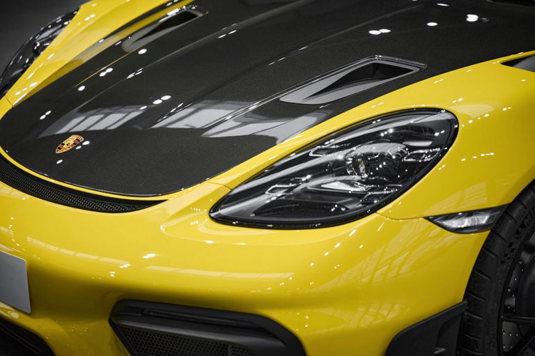 Porsche 718 Cayman GT4 RS