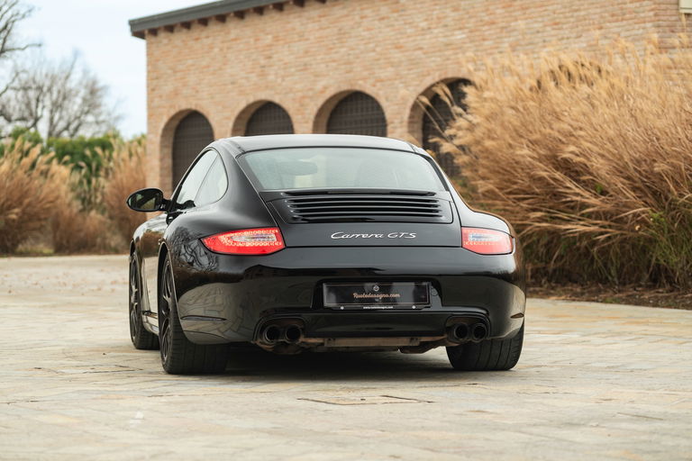 Porsche 997.2 Carrera GTS