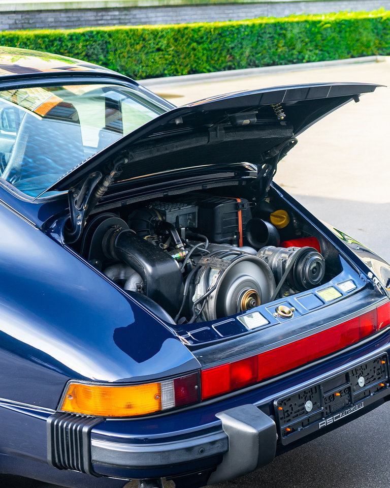 Porsche 911 Carrera 3.2