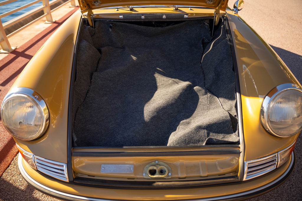 Porsche 911 S (F-Modell)