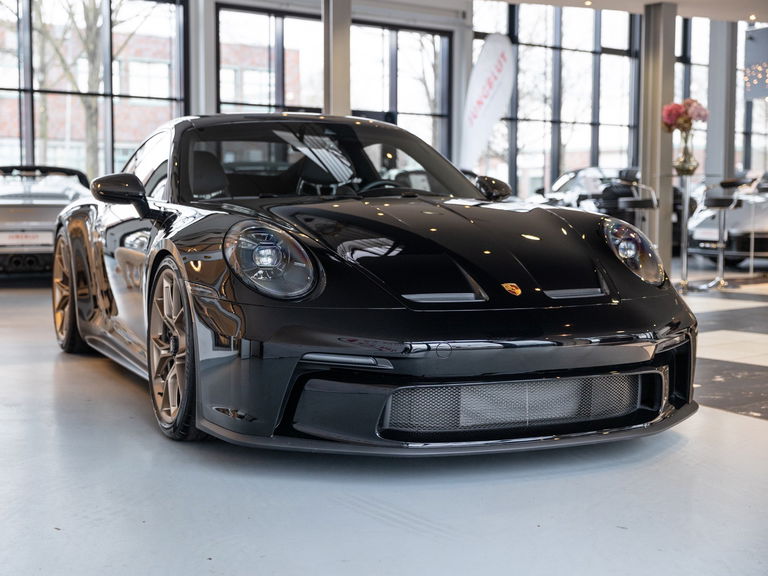 Porsche 992 GT3 Touring