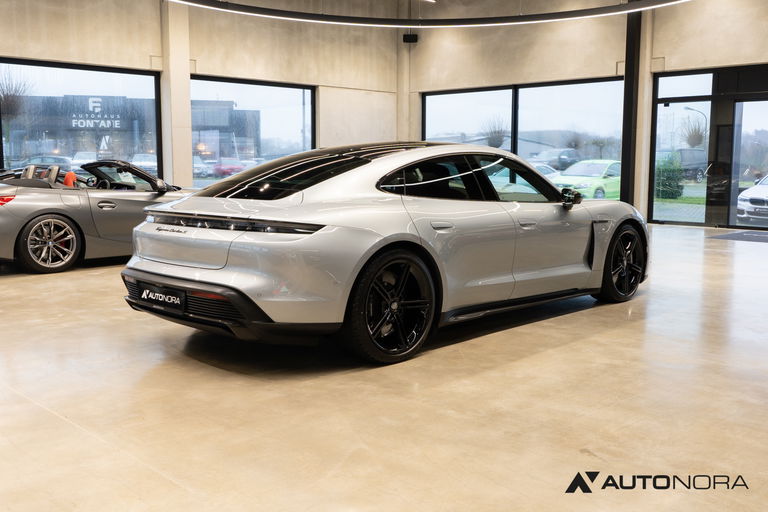 Porsche Taycan Turbo S