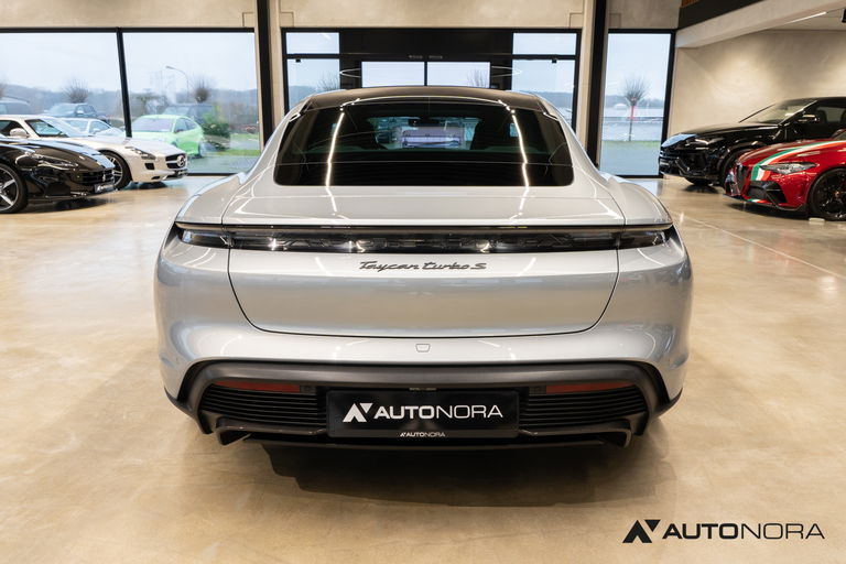 Porsche Taycan Turbo S