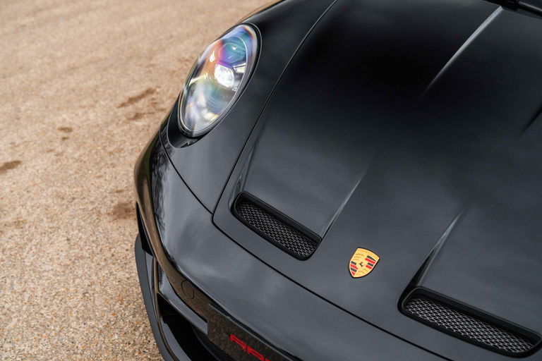 Porsche 992 GT3 Touring