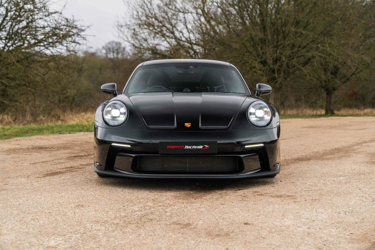 Porsche 992 GT3 Touring