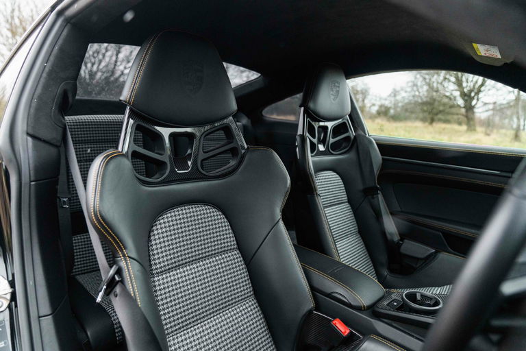 Porsche 992 GT3 Touring