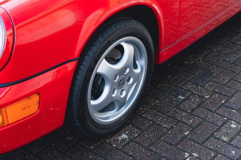 Porsche 964 Carrera 2 Speedster