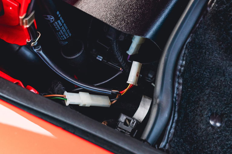 Porsche 964 Carrera 2 Speedster