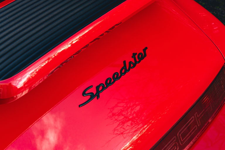 Porsche 964 Carrera 2 Speedster