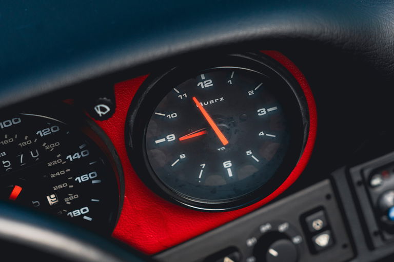 Porsche 964 Carrera 2 Speedster