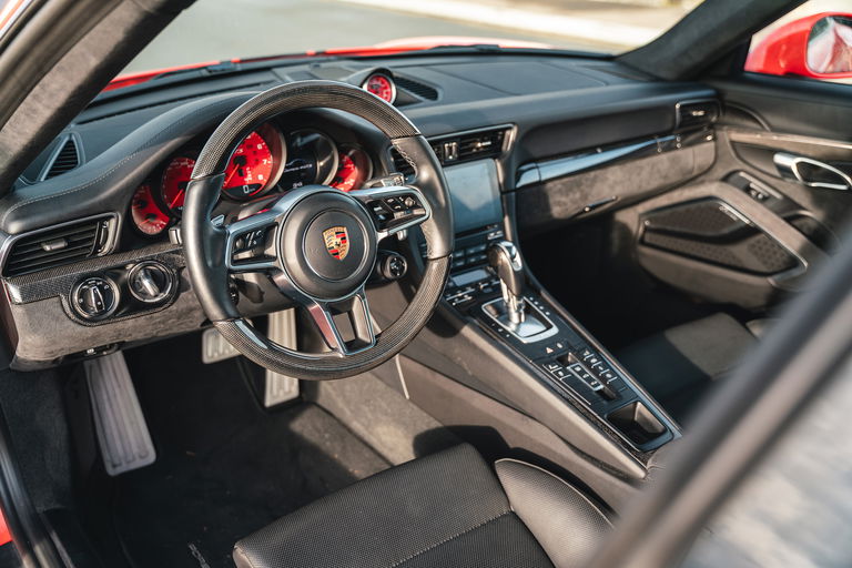 Porsche 991.2 Carrera 4 GTS