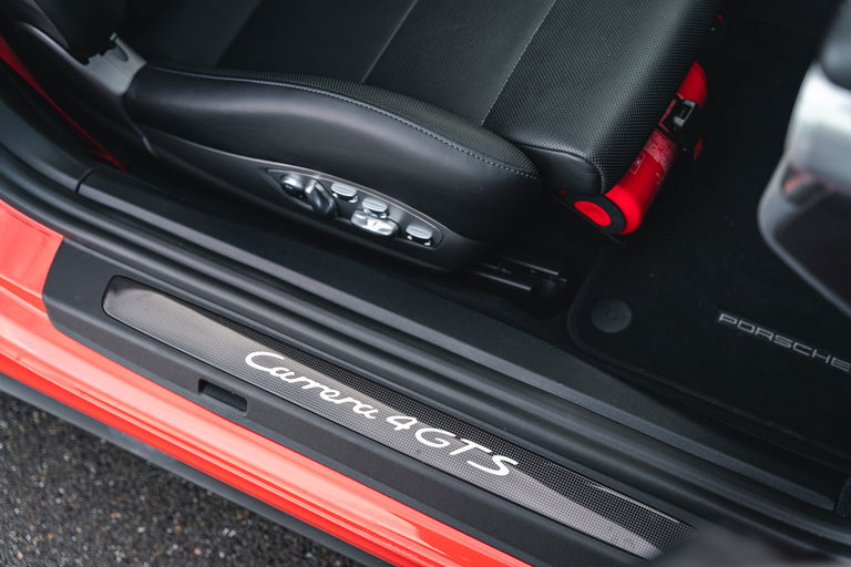 Porsche 991.2 Carrera 4 GTS