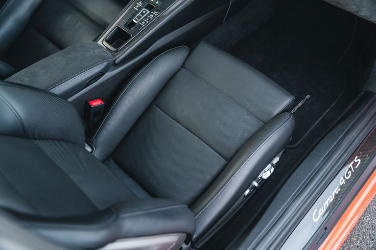 Porsche 991.2 Carrera 4 GTS