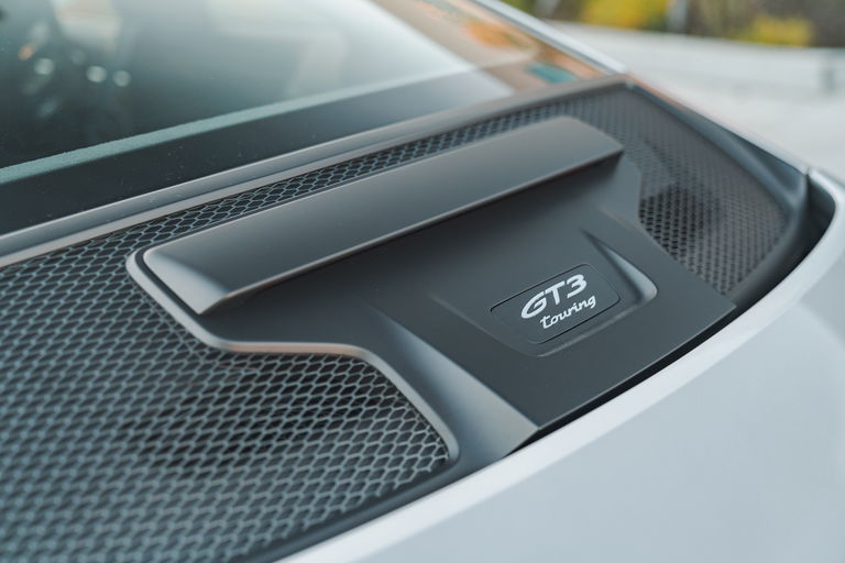 Porsche 992 GT3 Touring