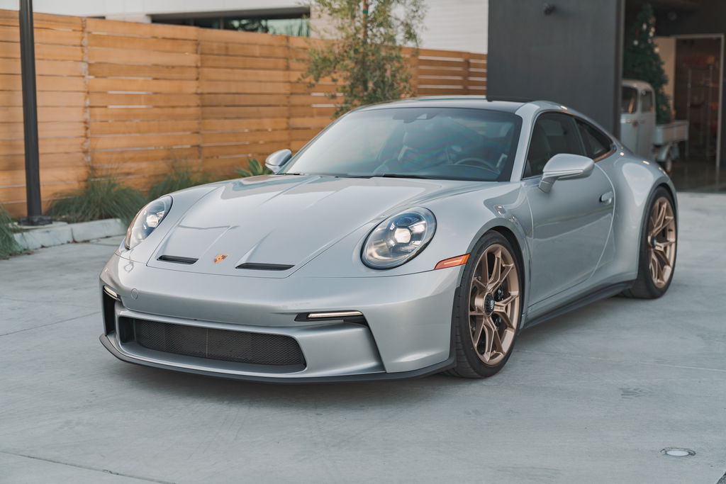 Porsche 992 GT3 Touring