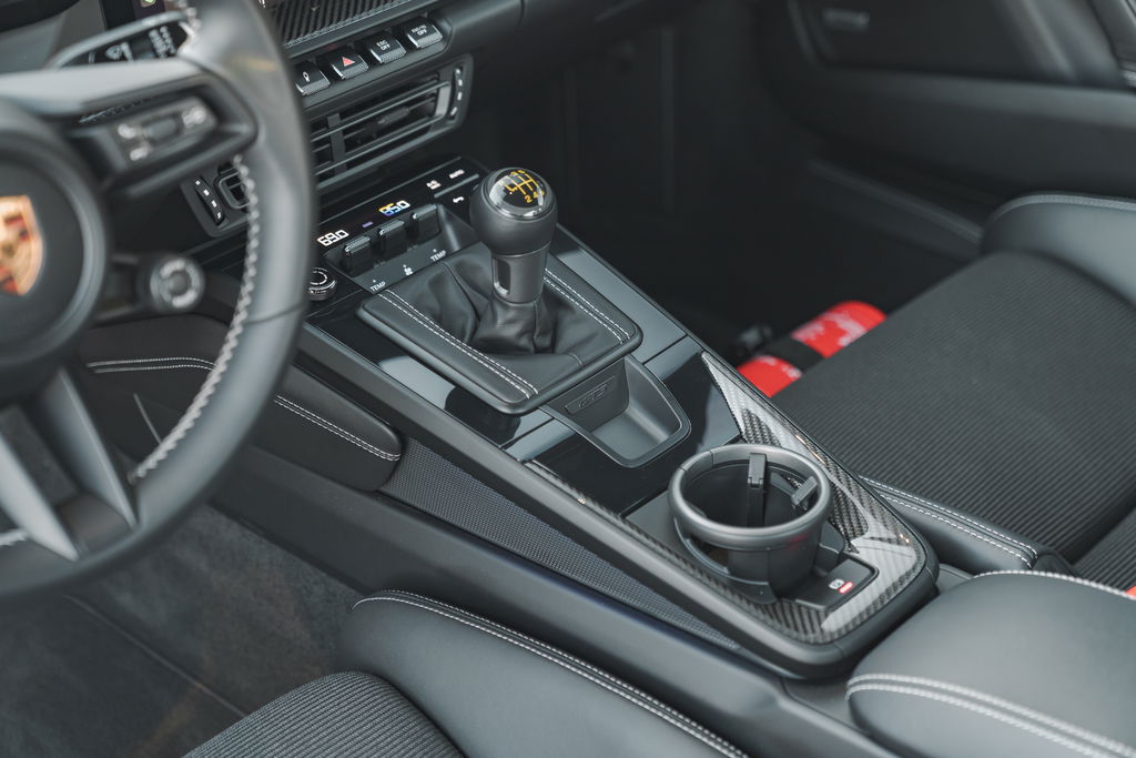 Porsche 992 GT3 Touring