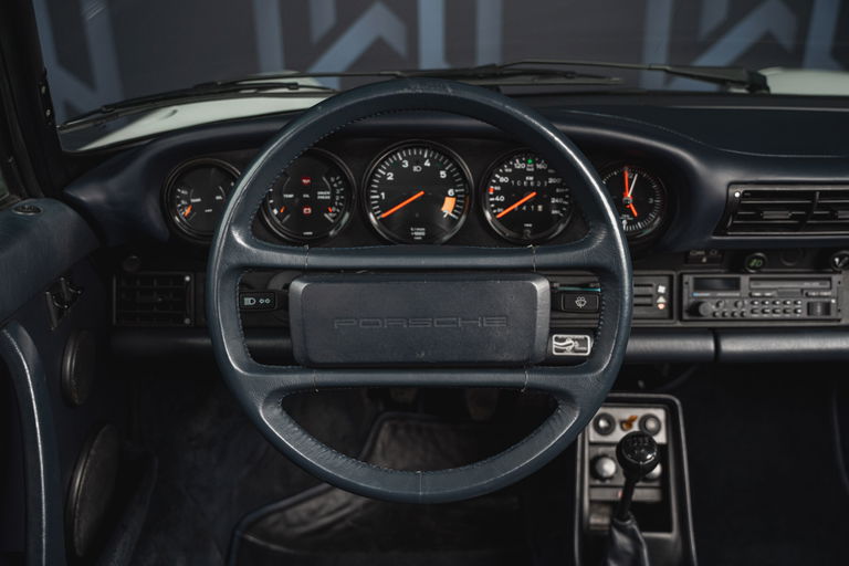 Porsche 911 Carrera 3.2 (KAT)