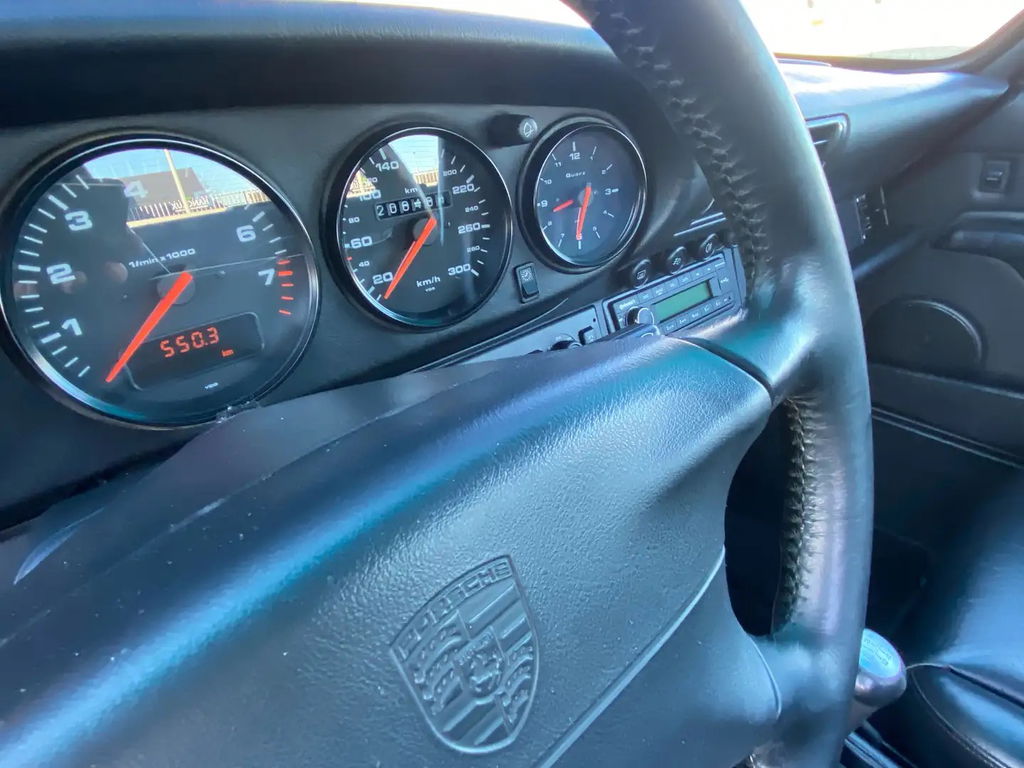 Porsche 993 Carrera 4