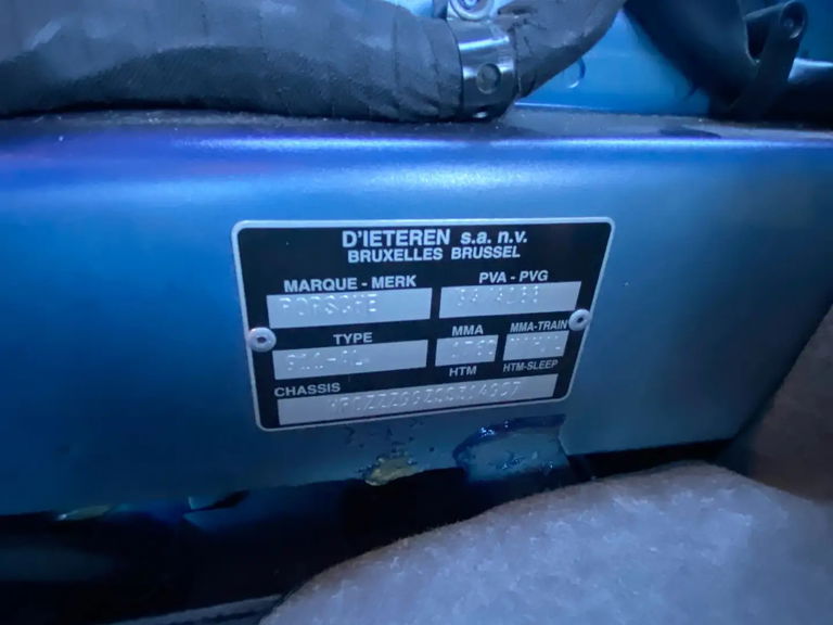 Porsche 993 Carrera 4