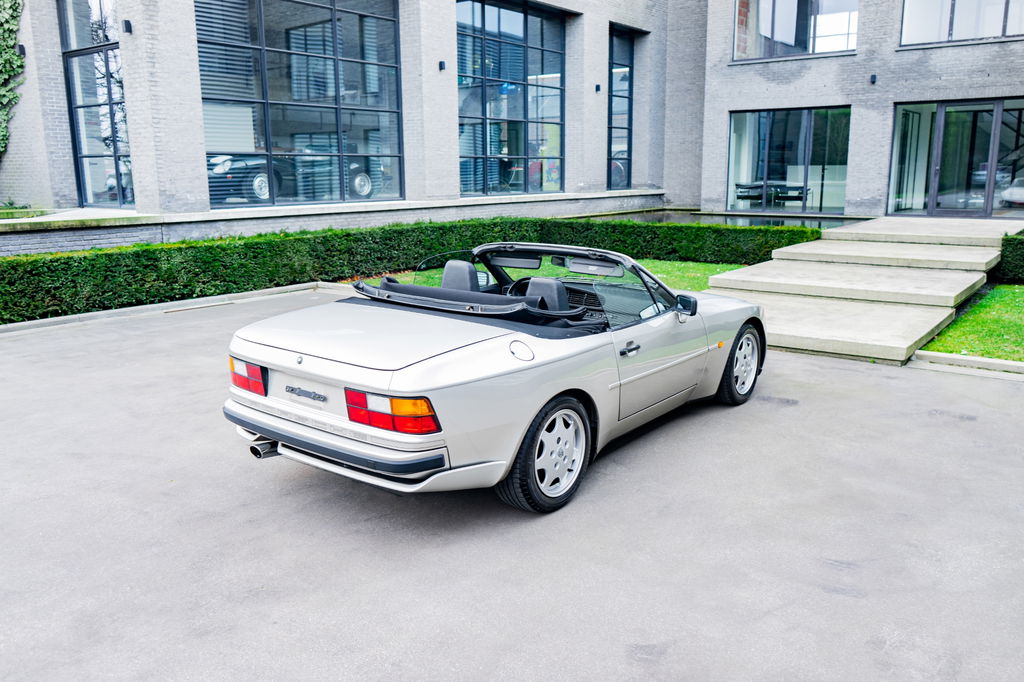 Porsche 944 S2 Cabriolet