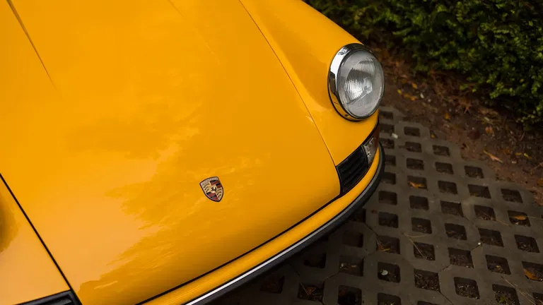 Porsche 911 S (F-Modell)