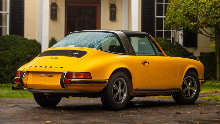 Porsche 911 S (F-Modell)